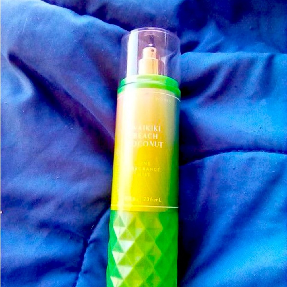 Bath and body works Waikiki Coconut